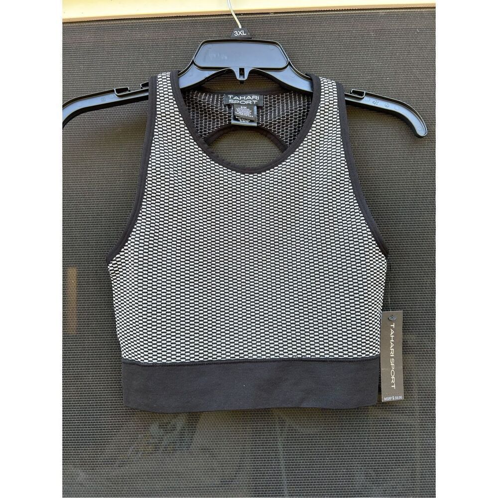 Tahari Sport Women’s Classic Bubble Knit Key Hole Sports Bra Crop Top. Size S/M.